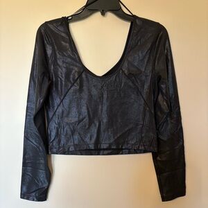 lululemon athletica Shimmering Black Crop Top